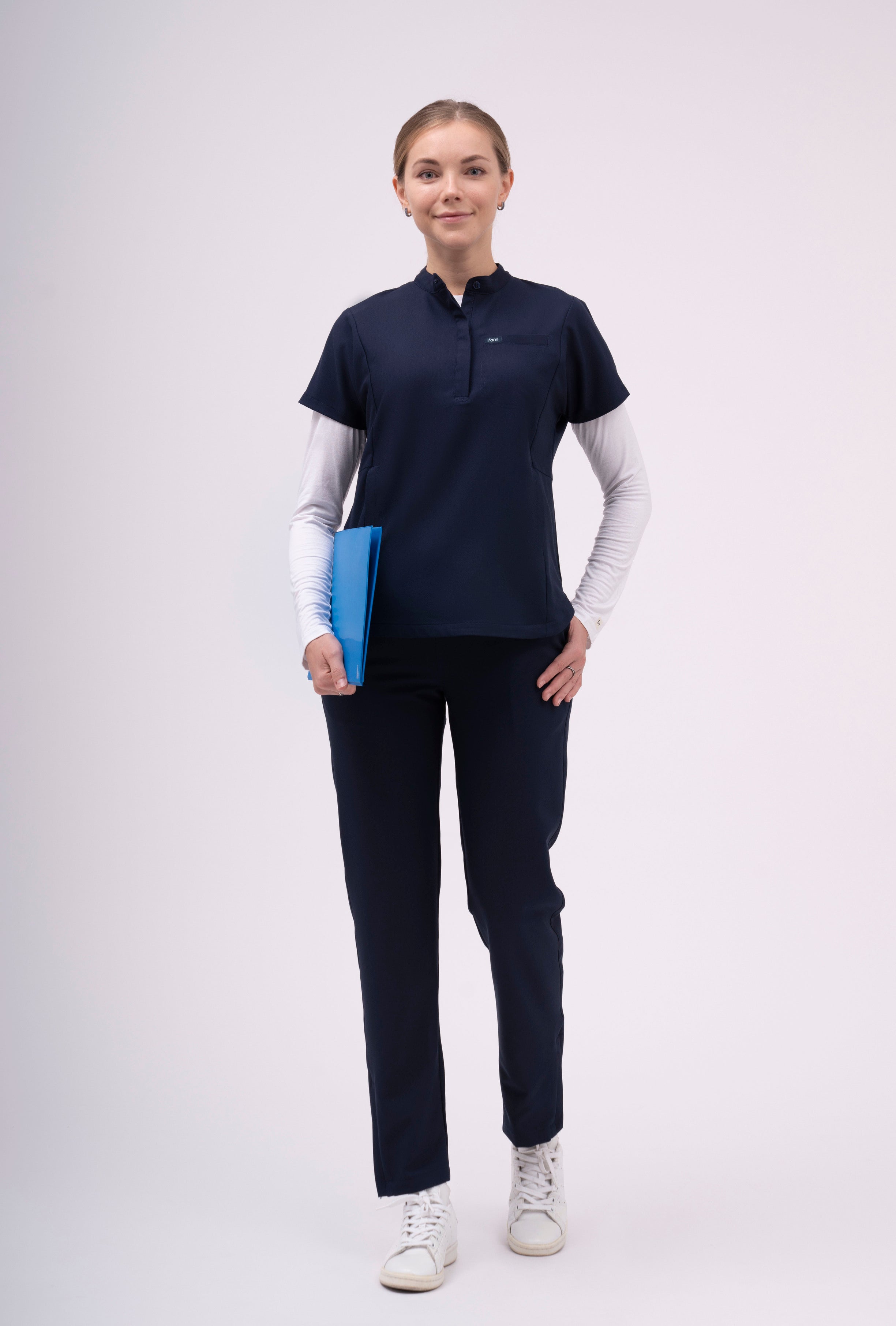 Slim Fit-Zipper Hem Scrub Pants