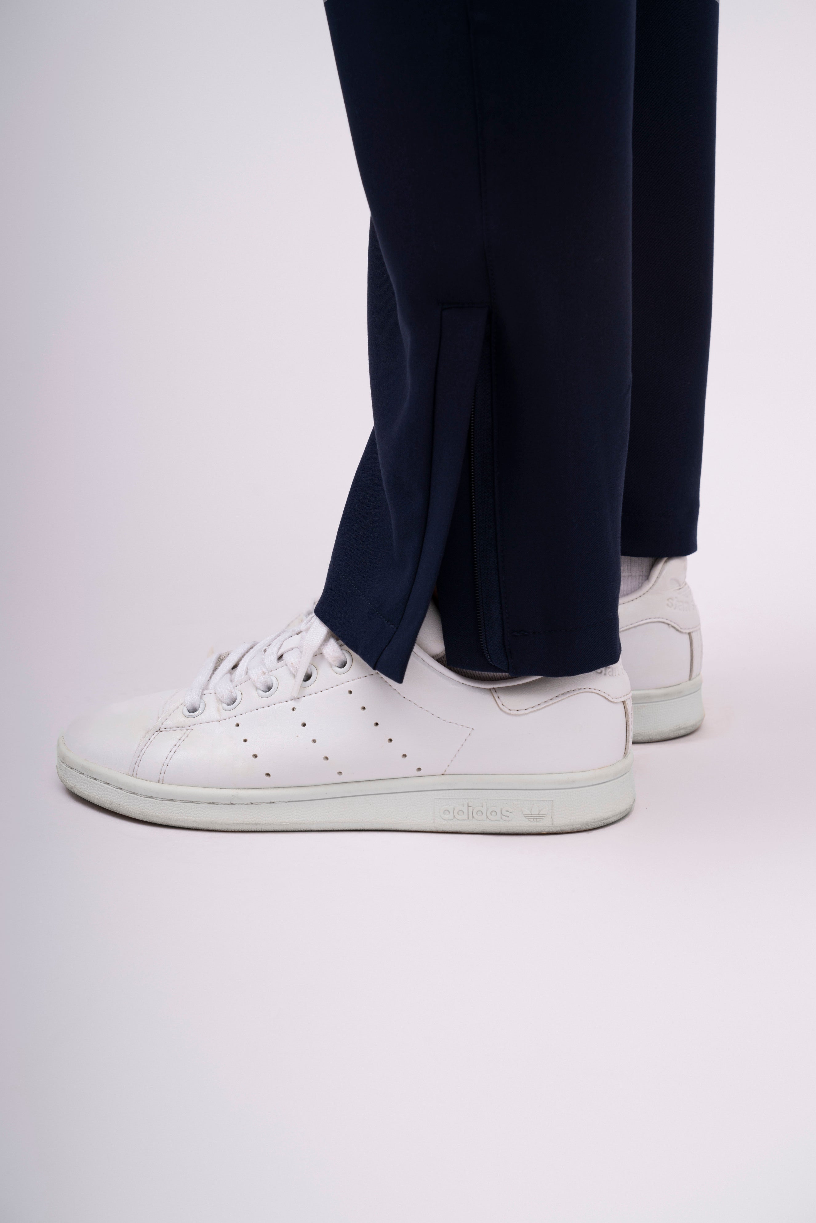 Slim Fit-Zipper Hem Scrub Pants